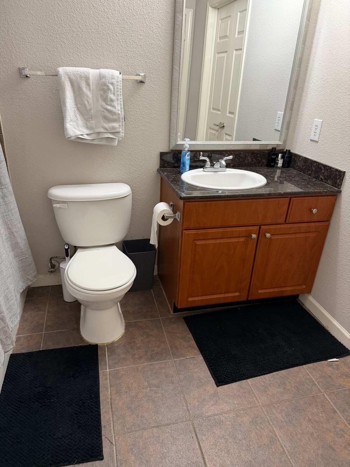 Building Photo - 600 13th St E