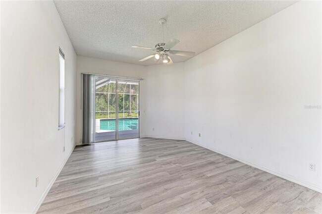 Building Photo - 4805 76th Ct E