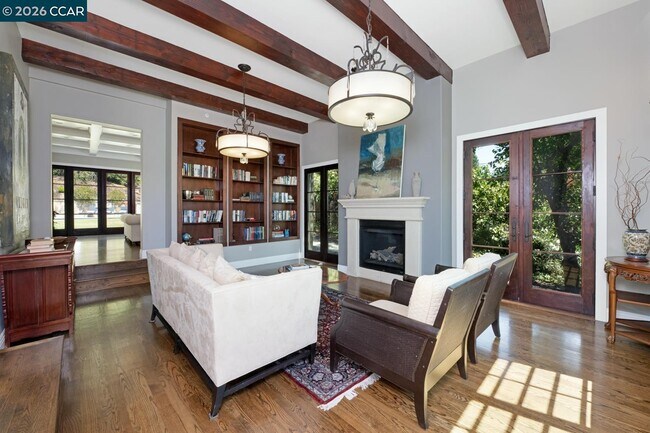 Building Photo - 3898 Happy Valley Rd