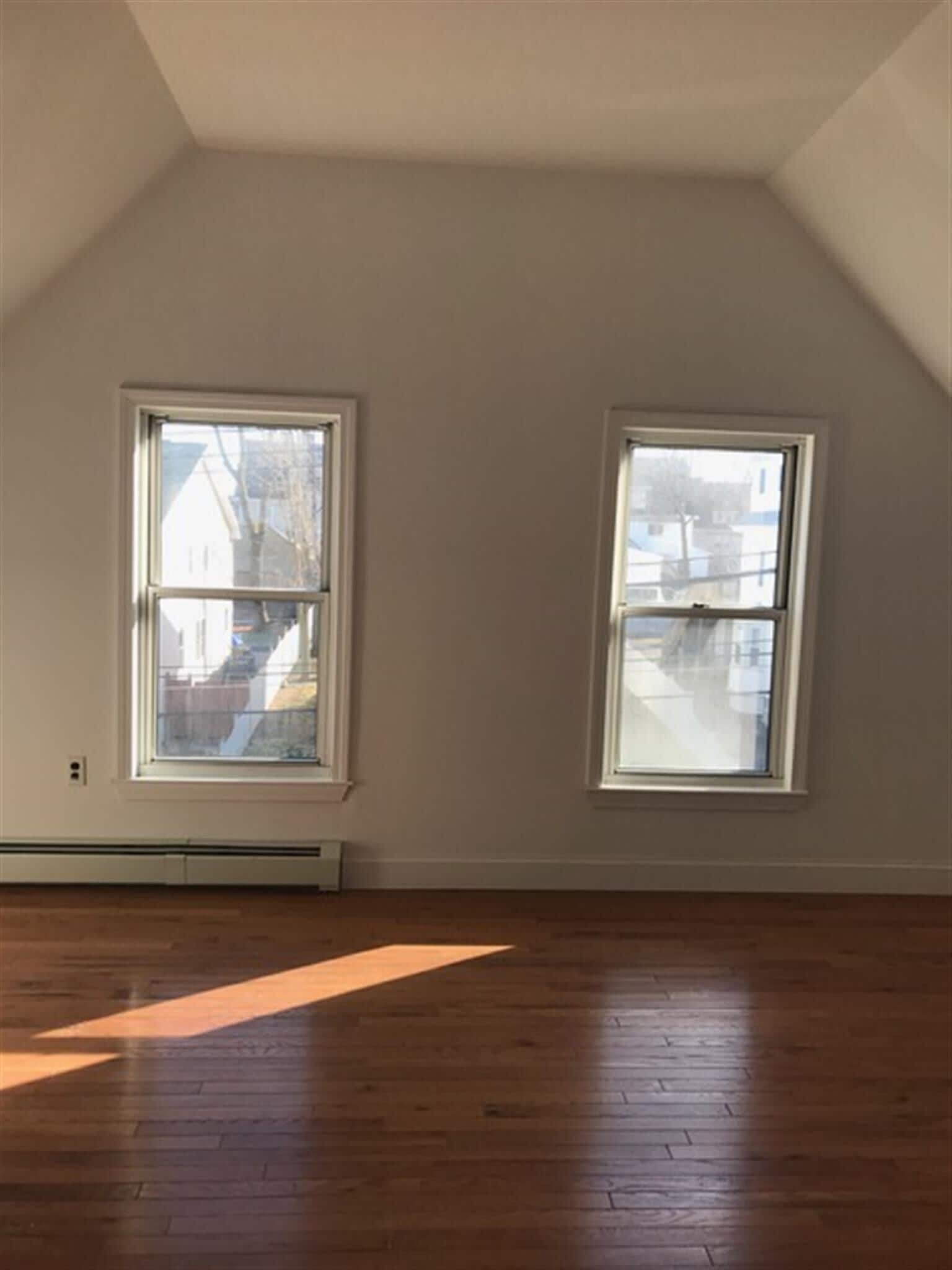 Building Photo - 25 4th St