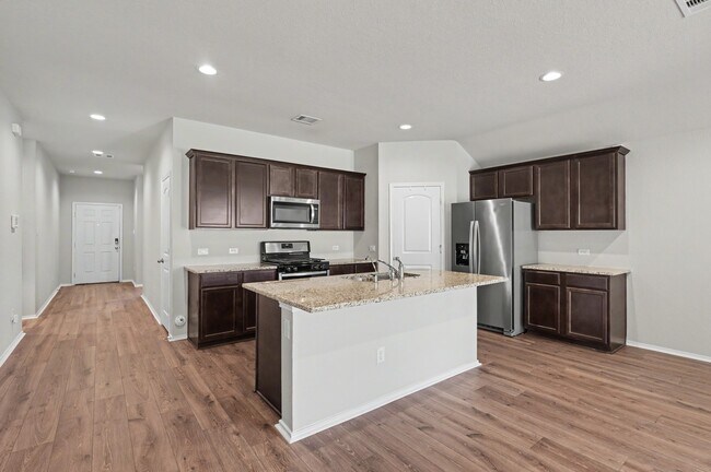 Building Photo - 18287 Woodpecker Trl