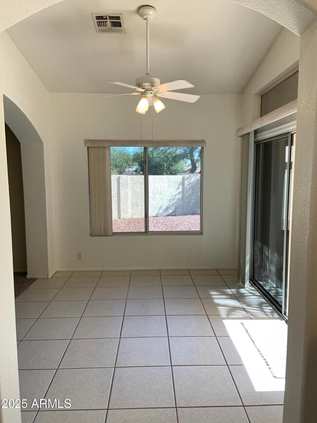 Building Photo - 9069 W Behrend Dr