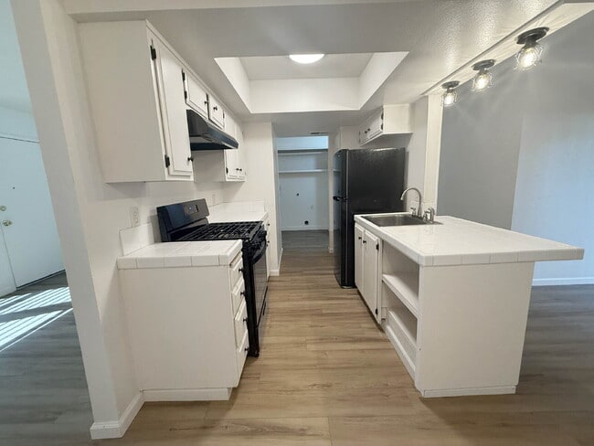 Building Photo - 3251 Mill Springs Dr