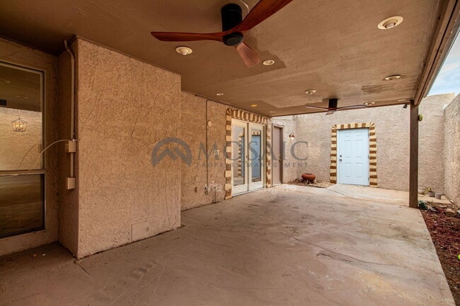 Building Photo - 17255 Ledferd Ln
