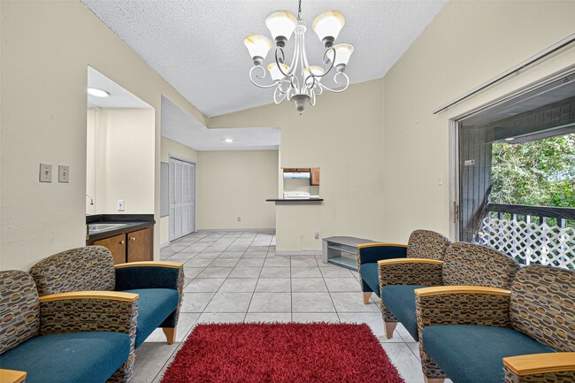 Building Photo - 8360 Jorine Dr