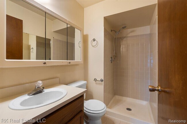 Building Photo - 15510 Ashley Ct