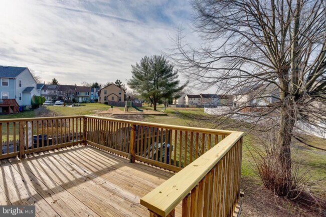 Building Photo - 101 Bayberry Ct