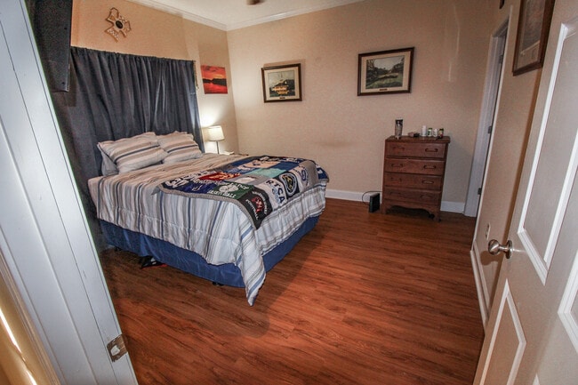 Building Photo - 203 Faculty Blvd