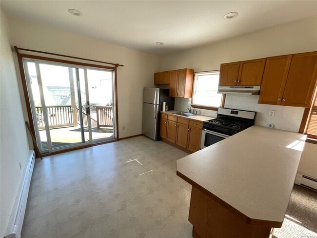 Building Photo - 451 Fire Island Ave