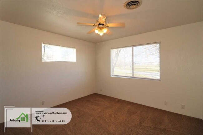 Building Photo - 3253 Tarmac Rd