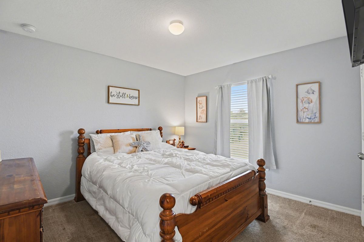 Building Photo - 1109 NW 12th Ln