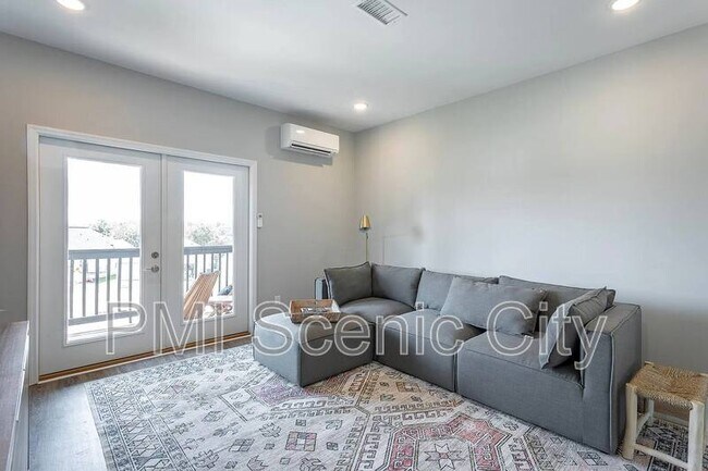 Building Photo - 1974 Addi Ln