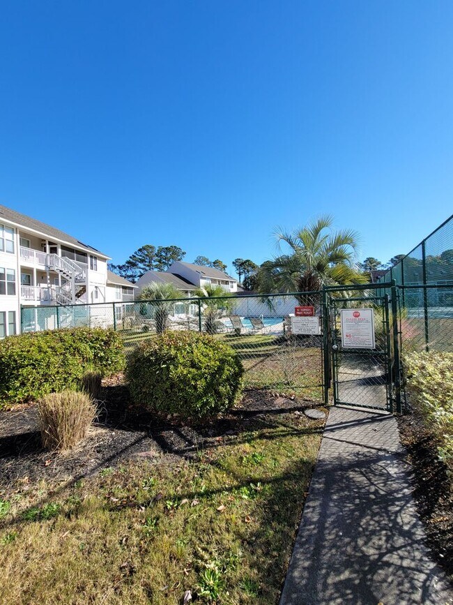 Building Photo - Little River Inn - Long Term Rental in Little River, SC