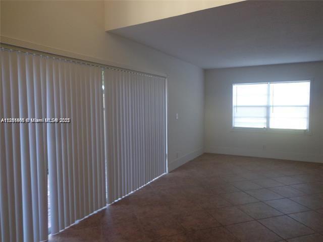 Building Photo - 3741 NW 95th Terrace