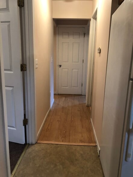 Building Photo - 1018 N Pennsylvania Ave