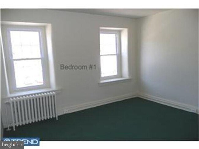 Primary Photo - 730 E Main St