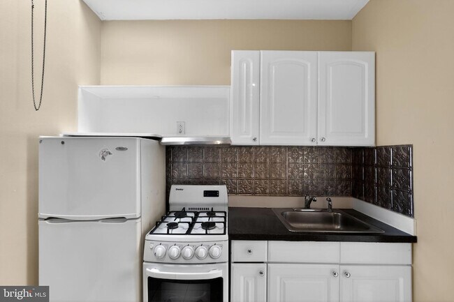 Building Photo - 3507 Indian Queen Ln