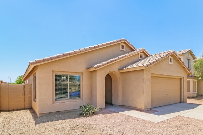 Building Photo - 7311 W Cordes Rd
