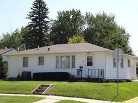 Building Photo - 1210 W 10th St