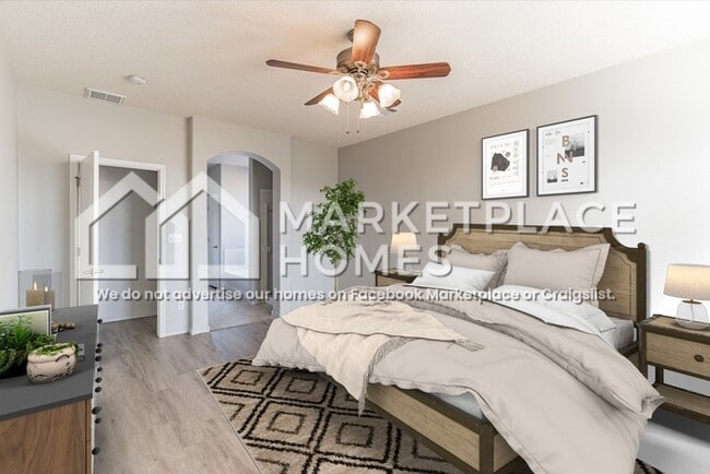 Building Photo - 620 Creekside Ave SW