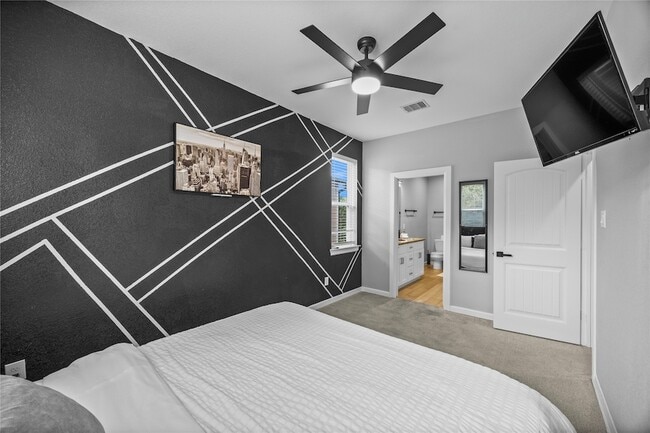 Building Photo - 7422 Mount St
