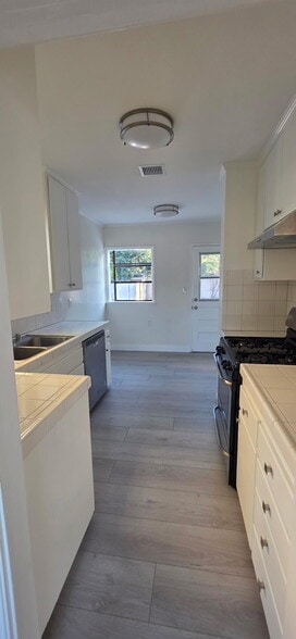 Building Photo - 17606 Bessemer St