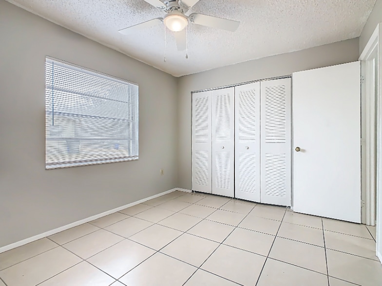 Building Photo - 4530 Ballentine Ct