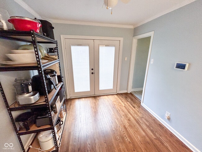 Building Photo - 5805 Norwaldo Ave