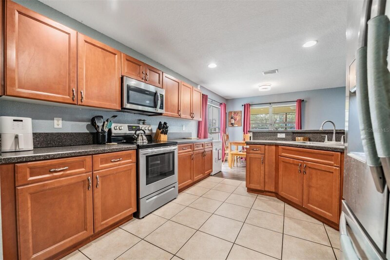 Building Photo - 11367 Cocoa Beach Dr