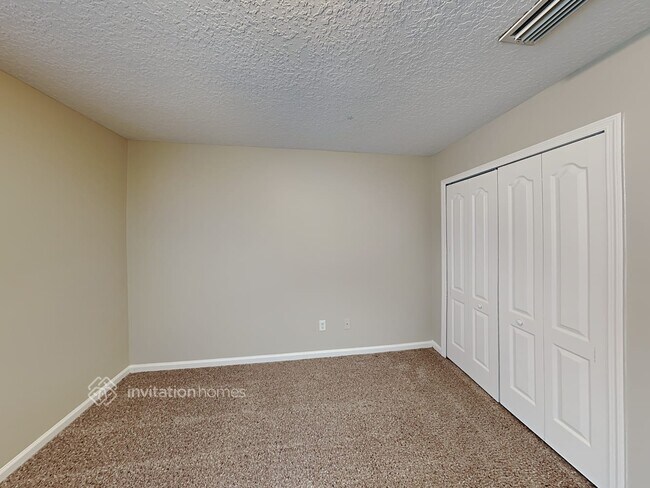 Building Photo - 709 Hazelmoor Ln