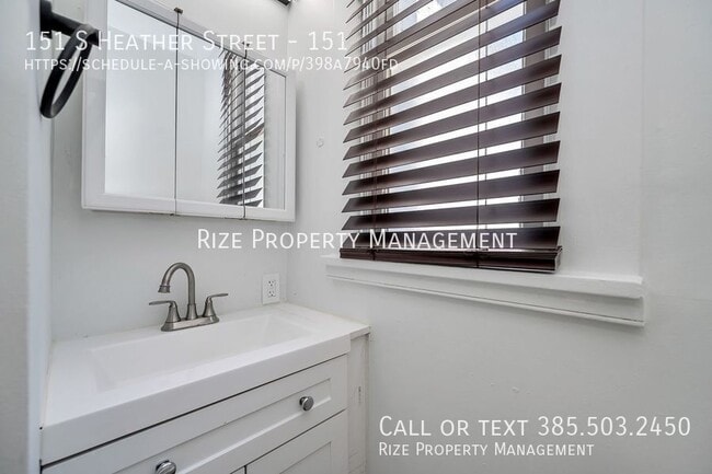 Building Photo - 151 S Heather St