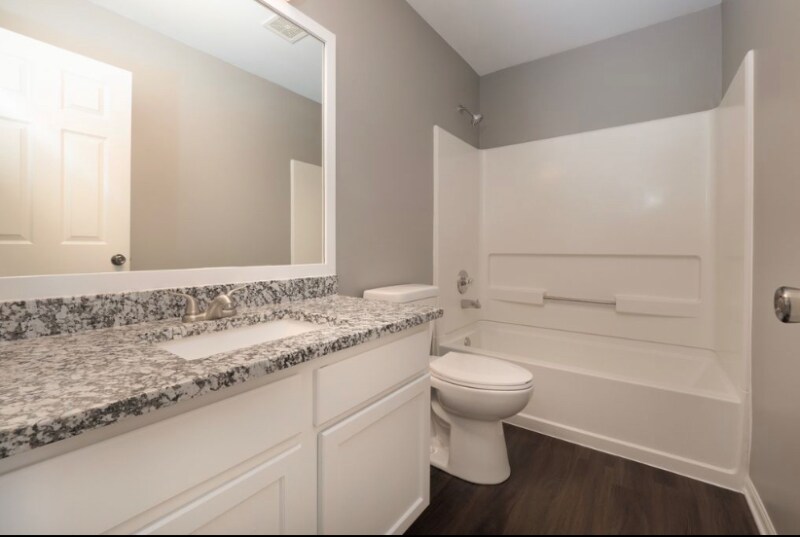 Building Photo - 4036 Blackstone Dr