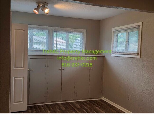 Building Photo - SPACIOUS 4-BEDROOM RANCH HOME FOR RENT!