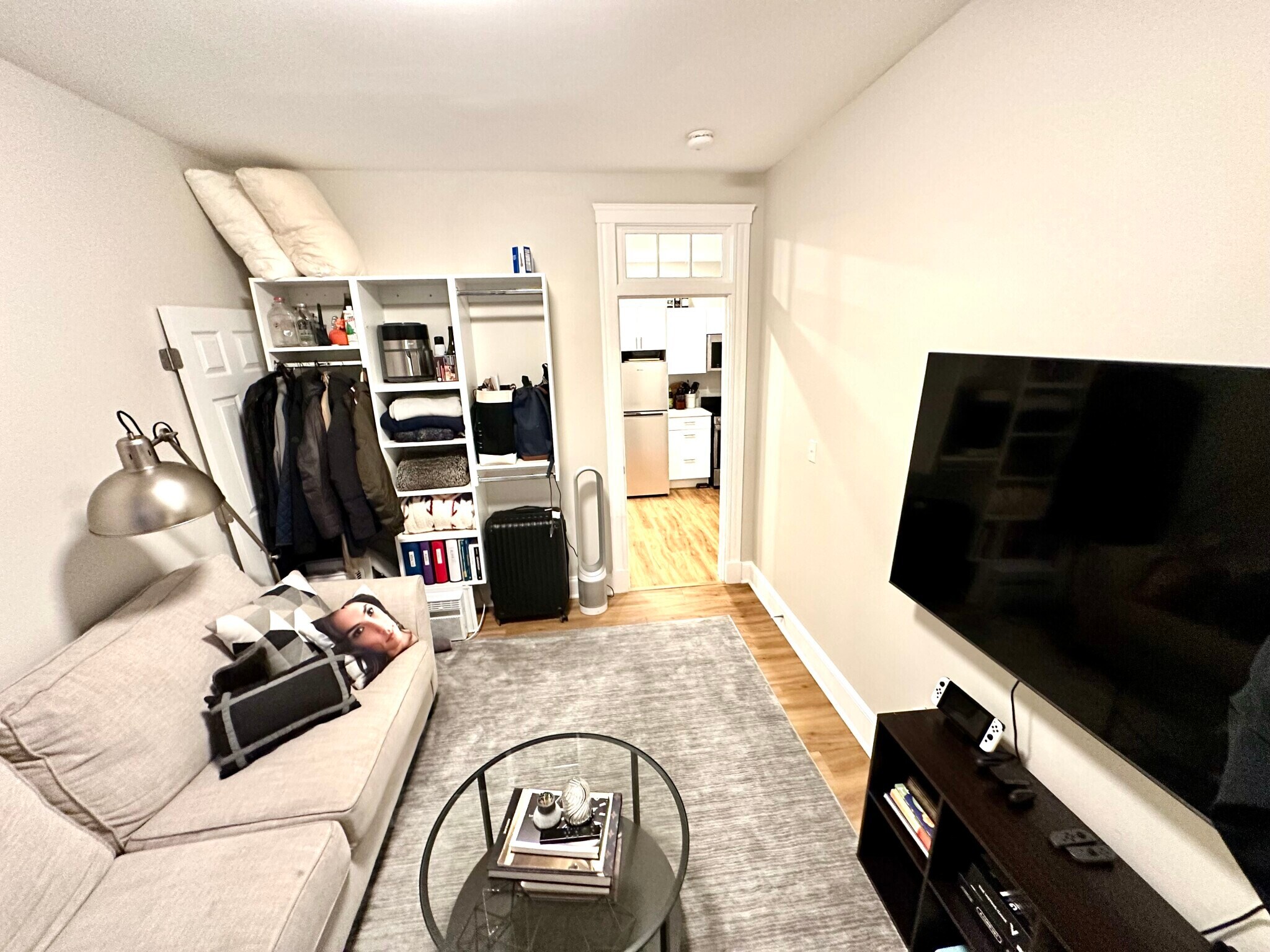 Building Photo - 845 Beacon St