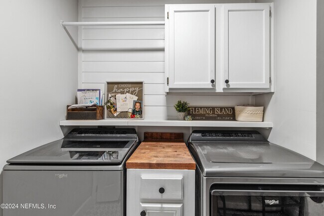 Building Photo - 1587 Shelter Cove Dr