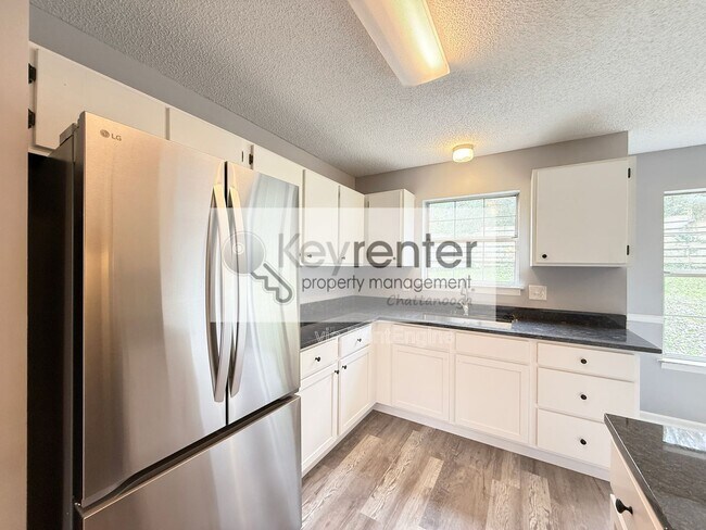 Building Photo - 208 Cliftview Dr