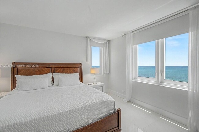 Building Photo - 2301 Collins Ave