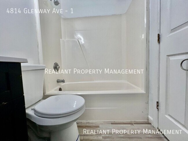 Building Photo - 4814 Glenway Ave