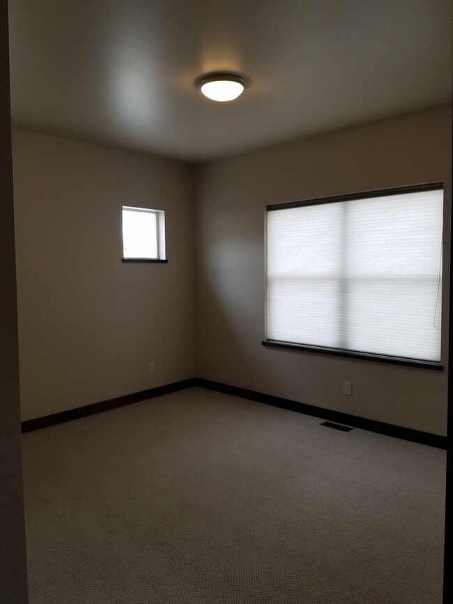 Building Photo - New construction 3 Bed 2 Bath w/ double at...