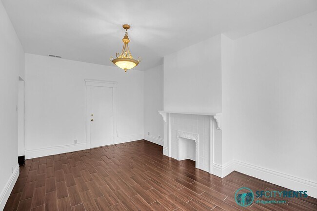 Building Photo - Haight/Ashbury: Top Floor w/ Garage Parkin...
