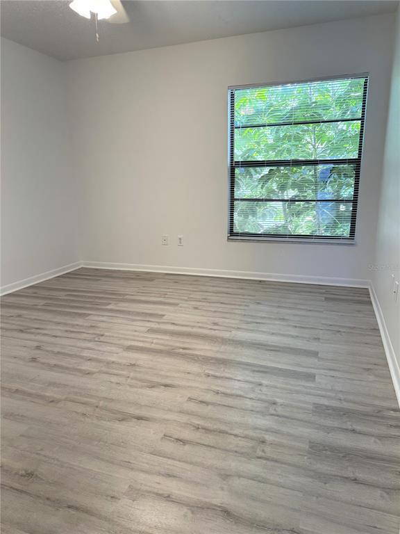 Building Photo - 13608 S Village Dr