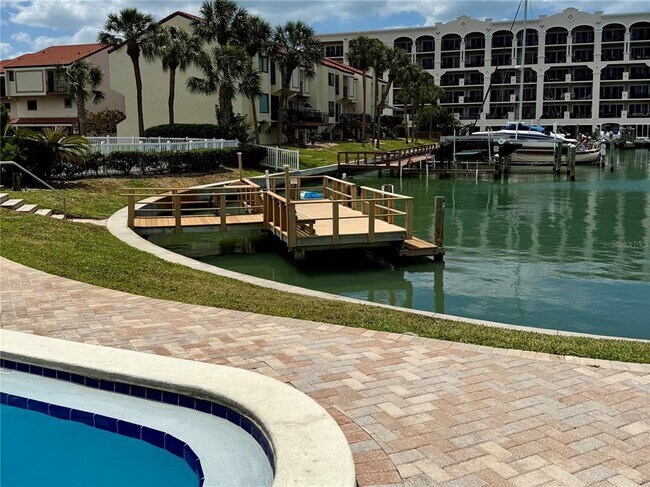 Building Photo - 255 Dolphin Point
