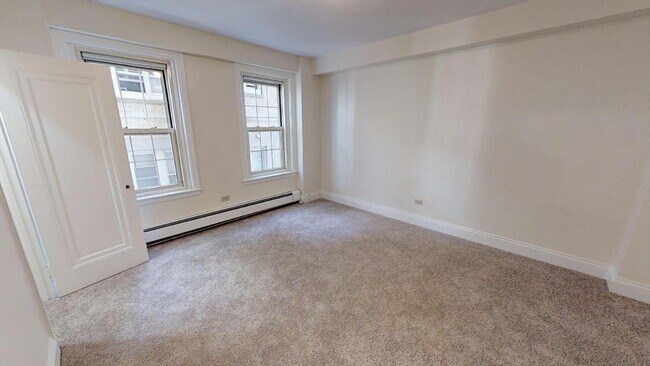 Building Photo - 1401 Beacon St