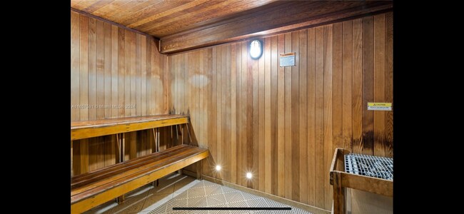 Building Photo - 335 S Biscayne Blvd