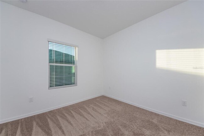 Building Photo - 158 Hidden Lk Lp