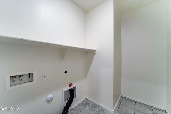 Building Photo - 25755 W Hazel Dr