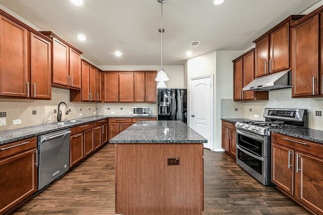 Building Photo - 2414 Snowy Egret Drive