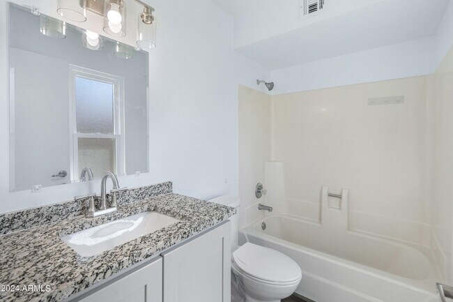 Building Photo - 7034 S 42nd St