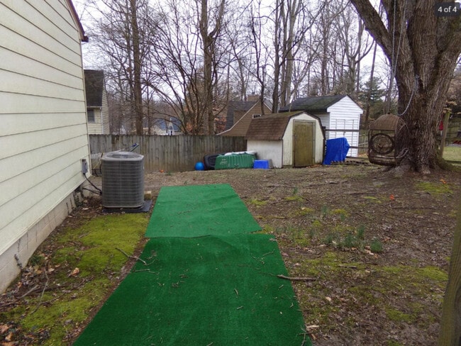 Building Photo - 7113 Senn Way