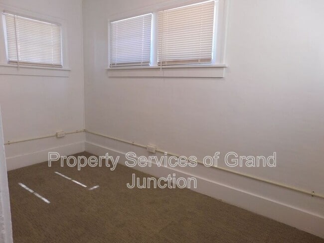 Building Photo - 816 Grand Ave